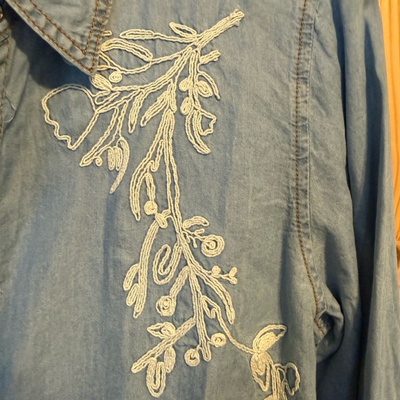 Solitaire Blue Button Down Shirt with White Embroidery - Picture 2 of 9
